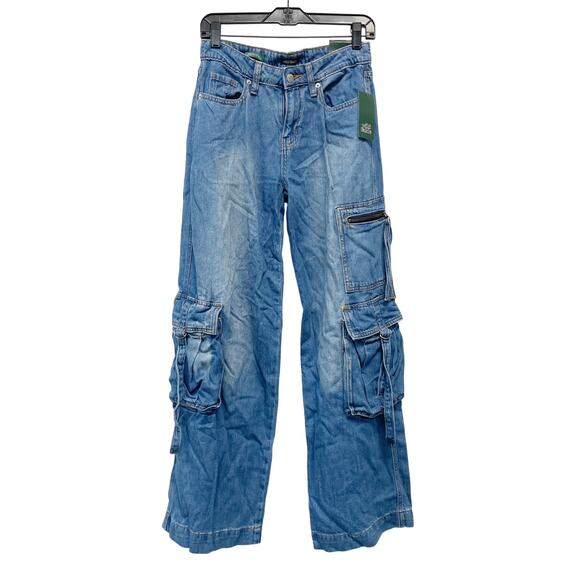 Wild Fable Women's Mid Rise Wide Leg Cargo Baggy Jeans Medium Wash Size 0 - Picture 2 of 7